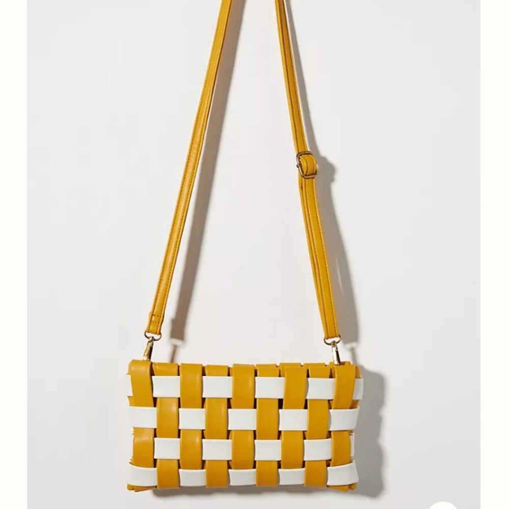 NWT puffy woven Clutch purse with multiple straps
